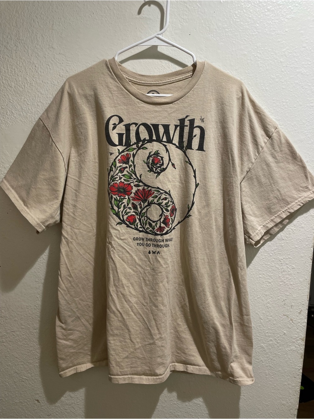DOM Growth Floral Yin Yang Graphic Tee 2XL Beige Earthy Aesthetic Unisex Boho